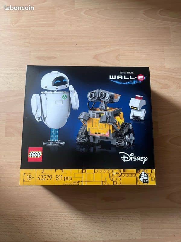 Disney/Pixar Wall·e Lego set 43279 unopened