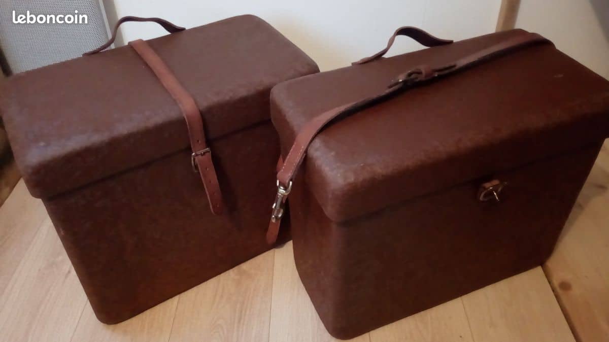 Caisses de bât