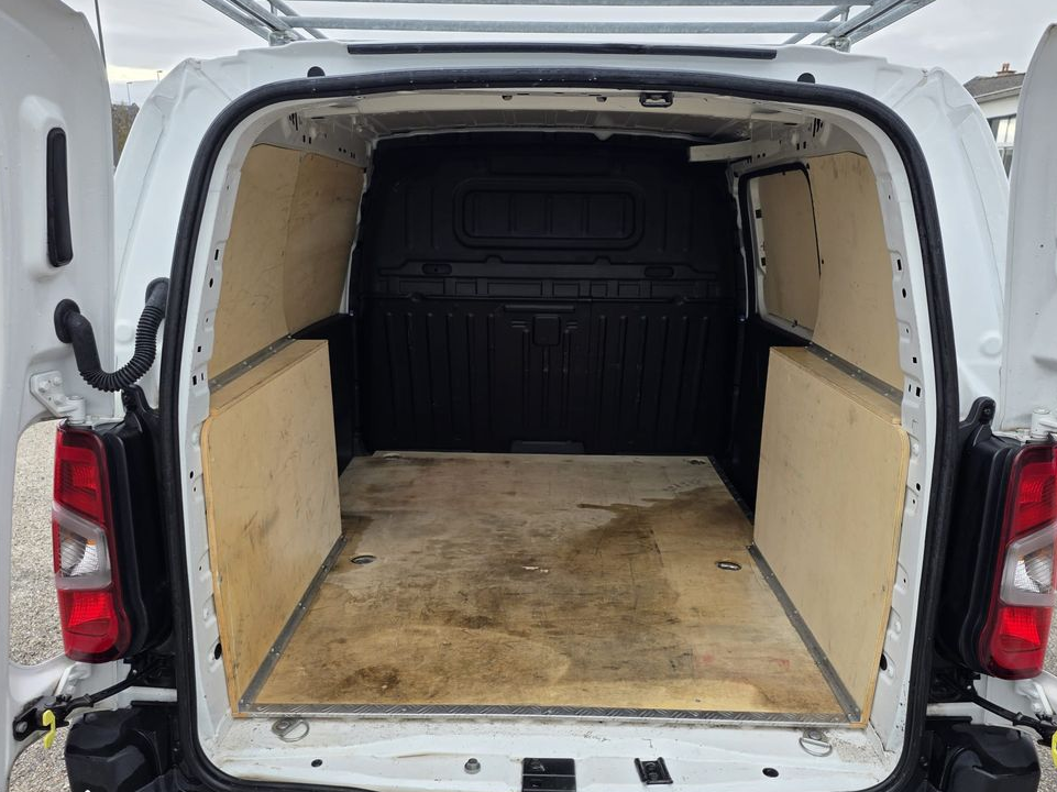 10355HT - Berlingo BlueHDi 100 ch Clun Bvm5 - GPS - GALERIE