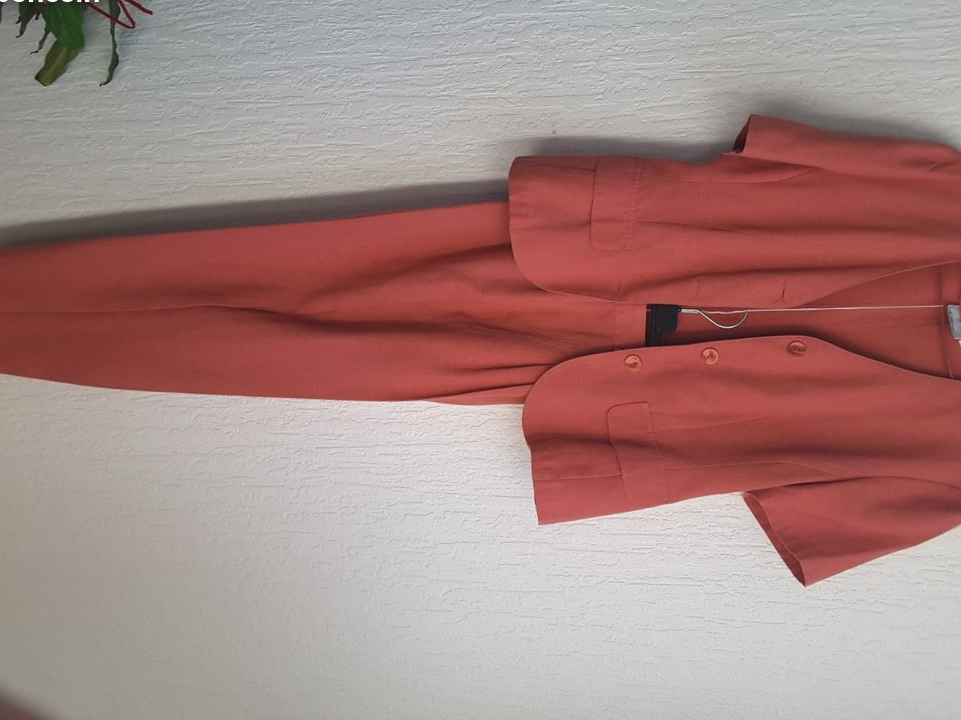 Ensemble veste haut et pantalon fermeture côté t 40