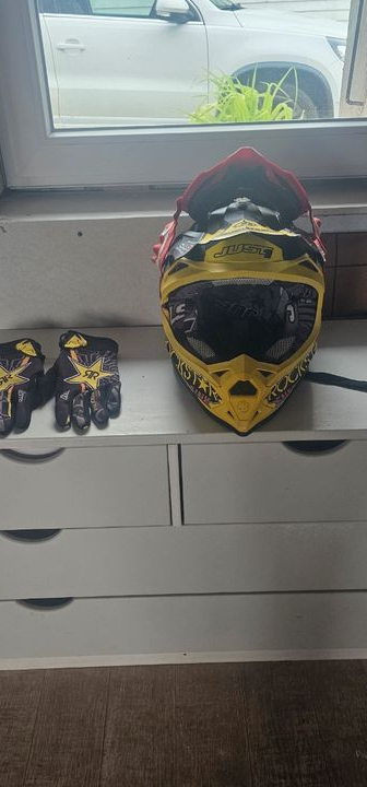 Ensemble casque+ gants + bottes moto cross