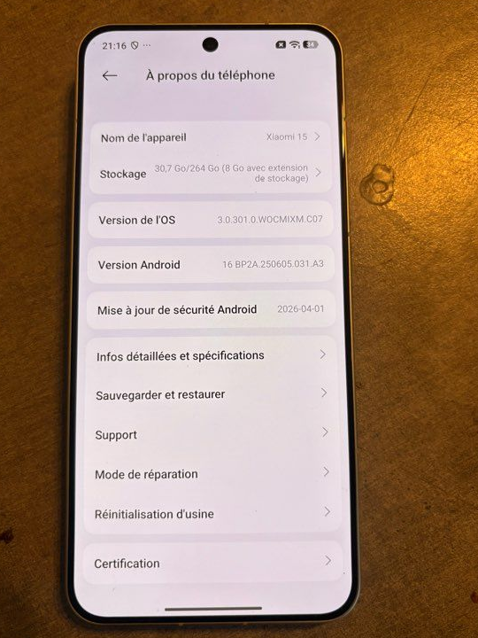 Xiaomi 15 état neuf 256 go 12 go ram