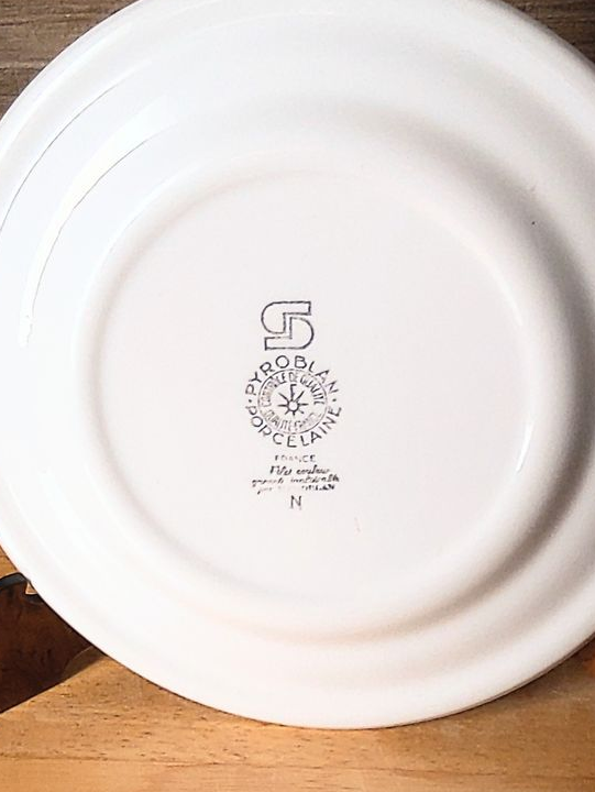 🌹 Assiette porcelaine Pyroblanc - Porcelaine hôtelière des années 60 / 70