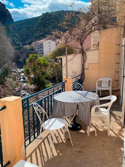 Appartement meublé T2 équipé Amélie-les-Bains