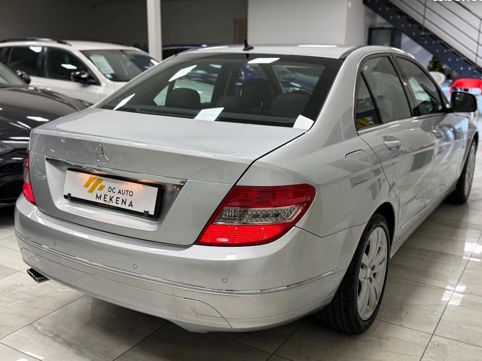 Mercedes-benz classe c w204 c220 cdi avant-garde 170ch 7g-tronic