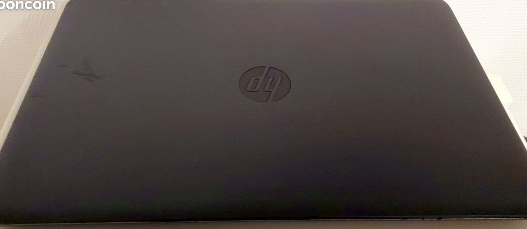 HP EliteBook 850 i5 pour pièces ou réparation