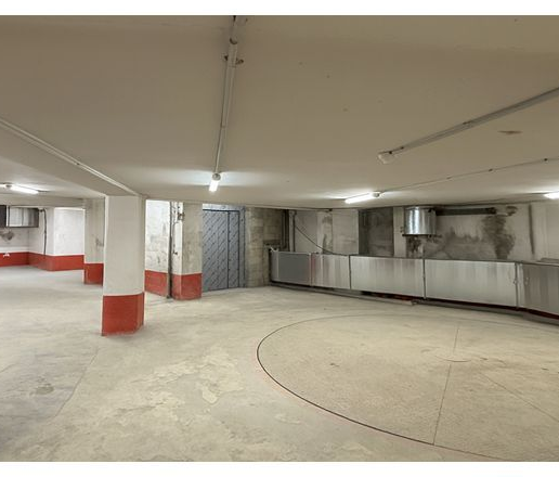 Entrepôt 188 m² PARIS 08