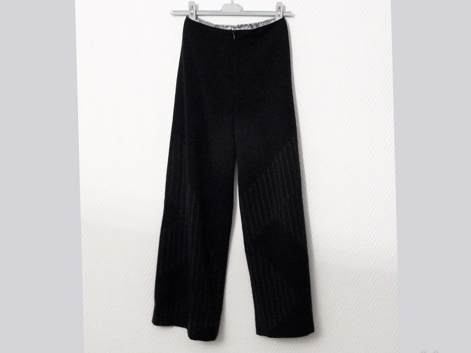 🌼 Pantalon/ Pantacourt Noir à Fines Rayures Blanc- Taille 36- Rodika Zanian