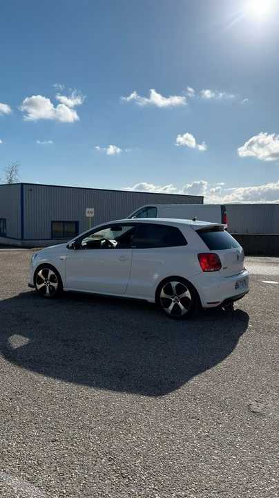Volkswagen Polo V GTI 180