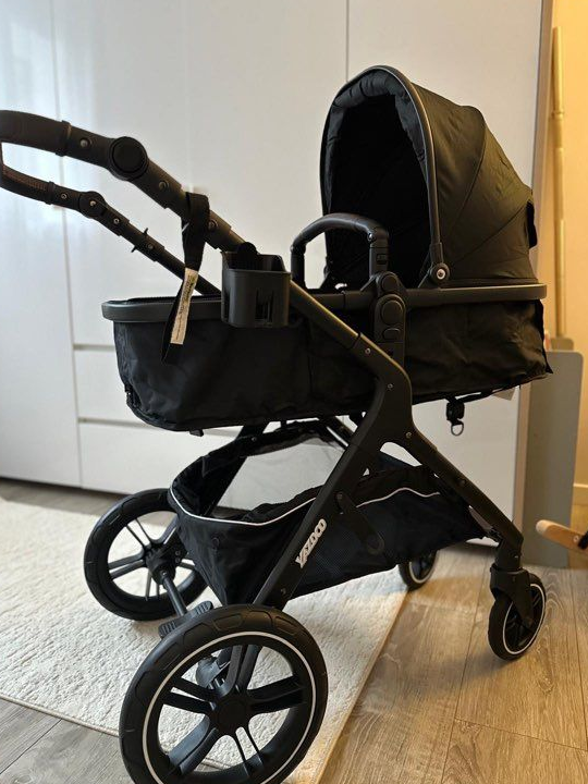 Poussette 3 en 1 NEUVE + cosy + accessoires