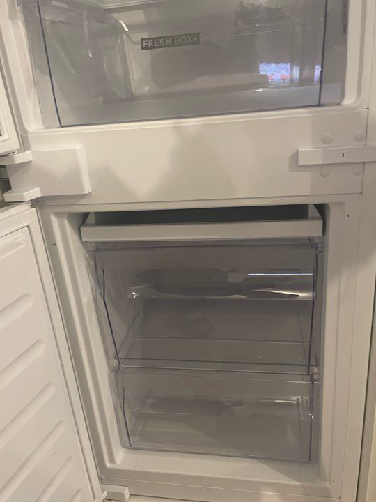 Réfrigérateur whirlpool neuf