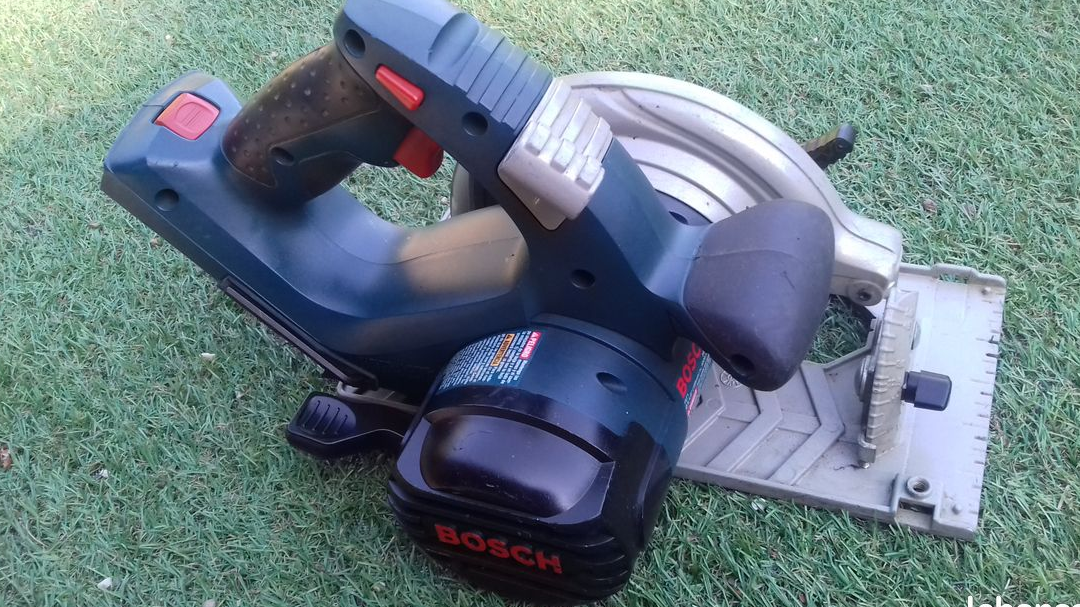 Scie circulaire bosch 36v
