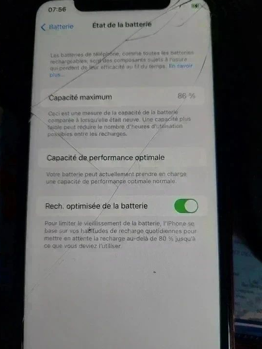 IPhone Apple XR 64 GO rouge pour bricoleur