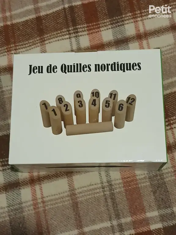 jeux de quilles en bois très bon état complet