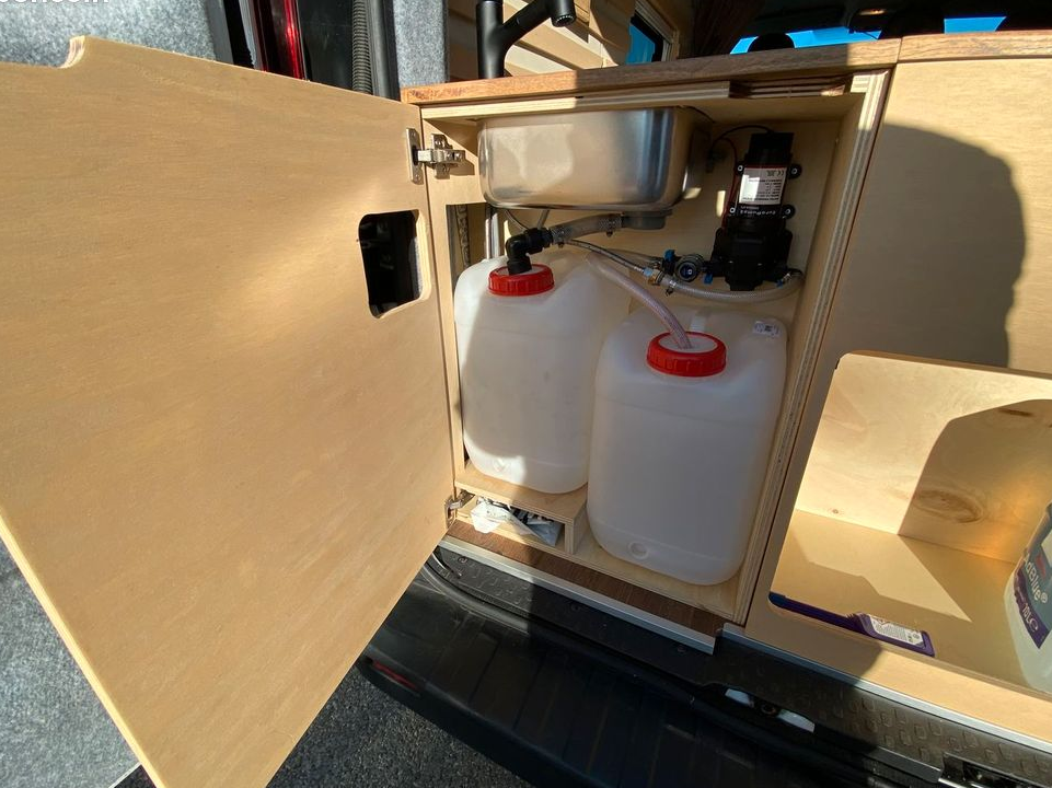 Van / Fourgon compact VASP L1 H1 / 4,99 m Clim Chauffage diesel / Caméra GPS