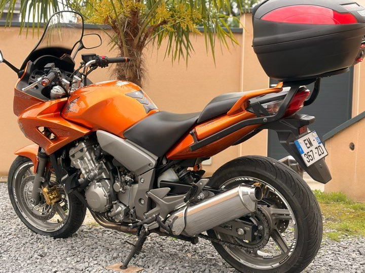 Honda CBF 1000 ABS Combiné - 33800km - excellent état