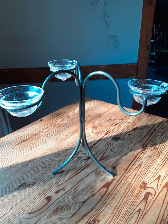 3 coupoles en verre sur support métal original