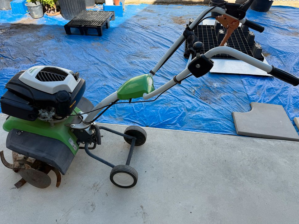 Motoculteur vicking hb-585
