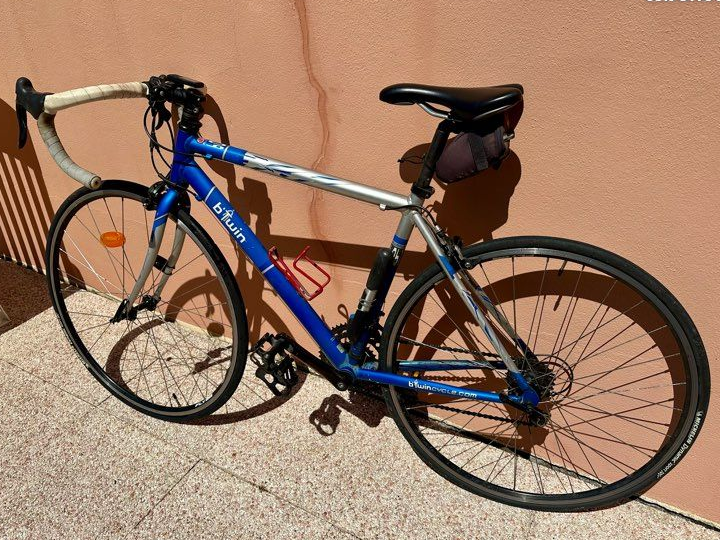 Vélo de course en aluminium Btwin Taille M Révisé