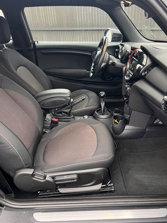 Mini III (F56) MINI ONE 1.5 i 102CH BUSINESS