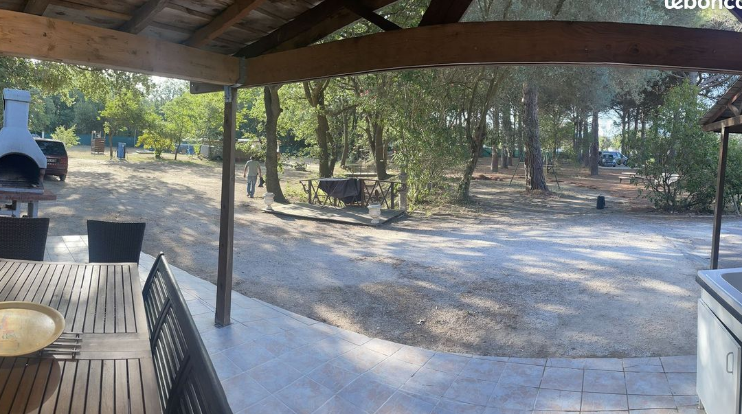 VILLA 160 m² - 11. Pers / a 5 mn plage- climatisé - 6 chambres - 5 salles de bains- 12 pers- PISCINE : 10 m x 5 m sur DOMAINE PRIVE de 6000 m² de verdure hors Lotissement,