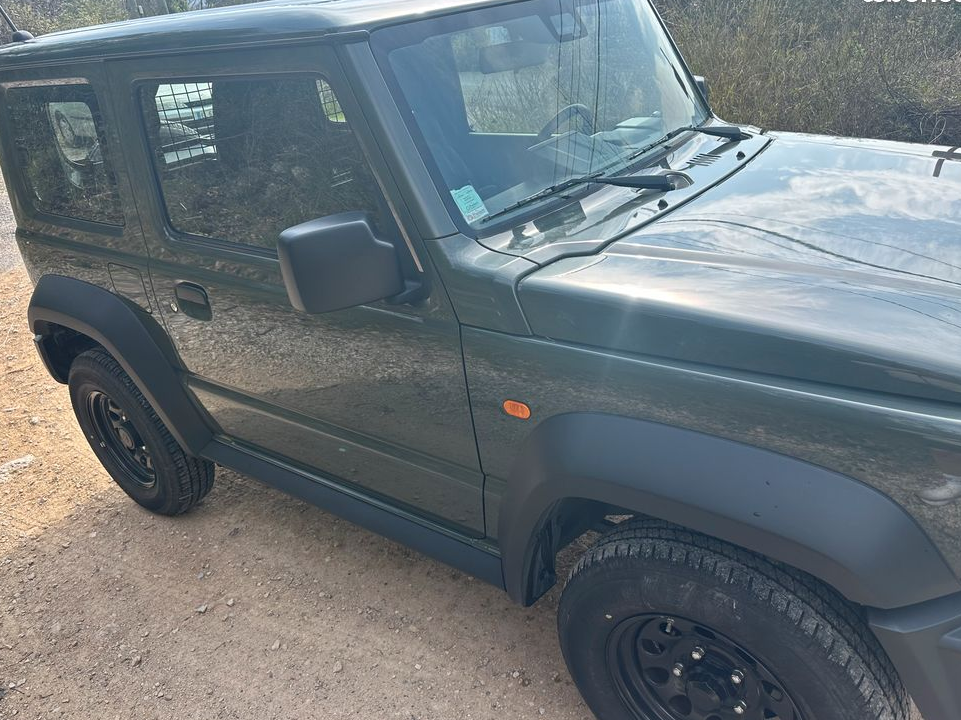 Voiture Suzuki jimny