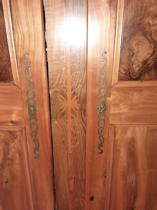 Rare et unique Armoire Lorraine Louis Philippe