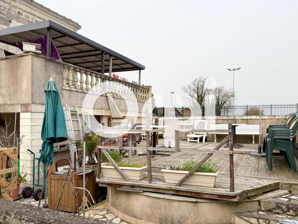 Commerce hôtel 320 m²