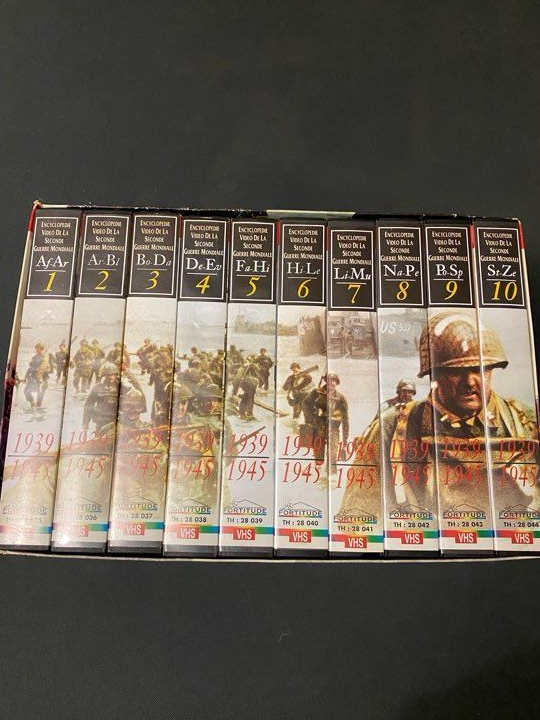 Coffret 10 cassettes VHS ww2
