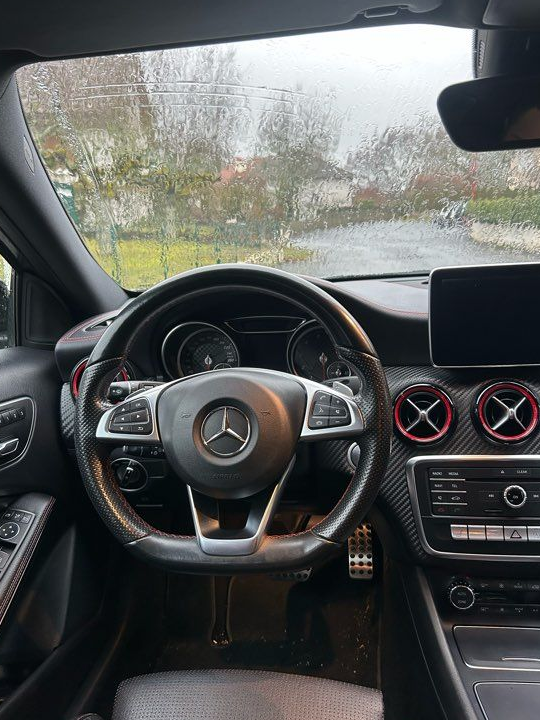 Mercedes-Benz A250 AMG