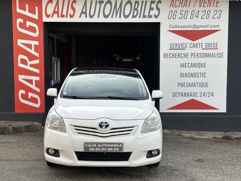 Toyota Verso 126 D-4D DYNAMIC 5 PLACES