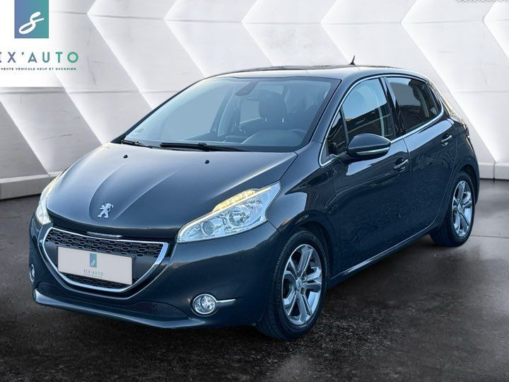 Peugeot 208 1.6vti 120cv moteur à chaîne 1ere main aucun frais à prévoir