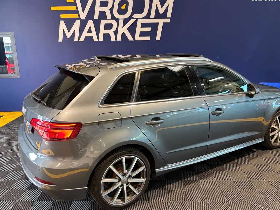 AUDI A3 Sportback 2.0 D 150ch S line - 2017 - Toit ouvrant - Sièges électriques chauffants - Suivi complet