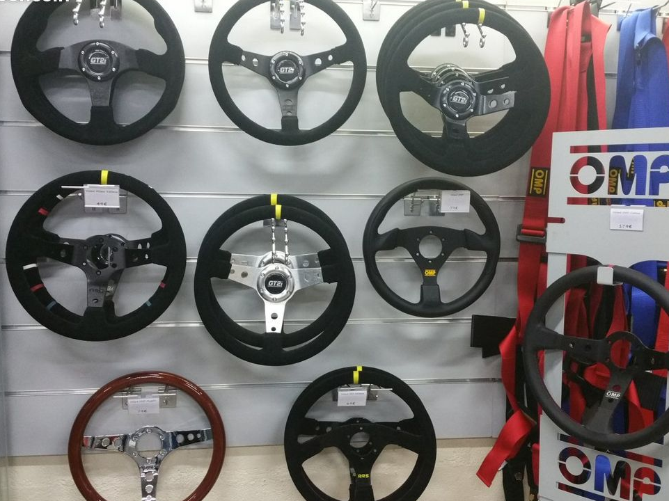 Volants sport plat / tulipé cuir / peau retournée