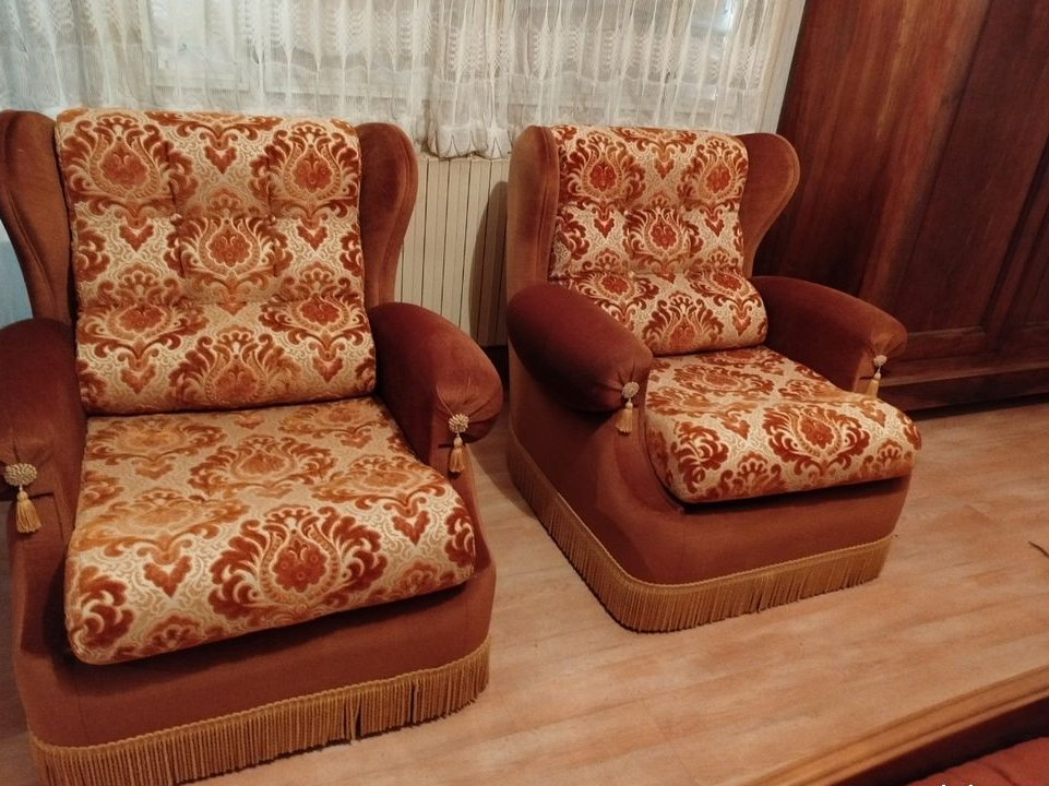Canapé avec 2 fauteuils