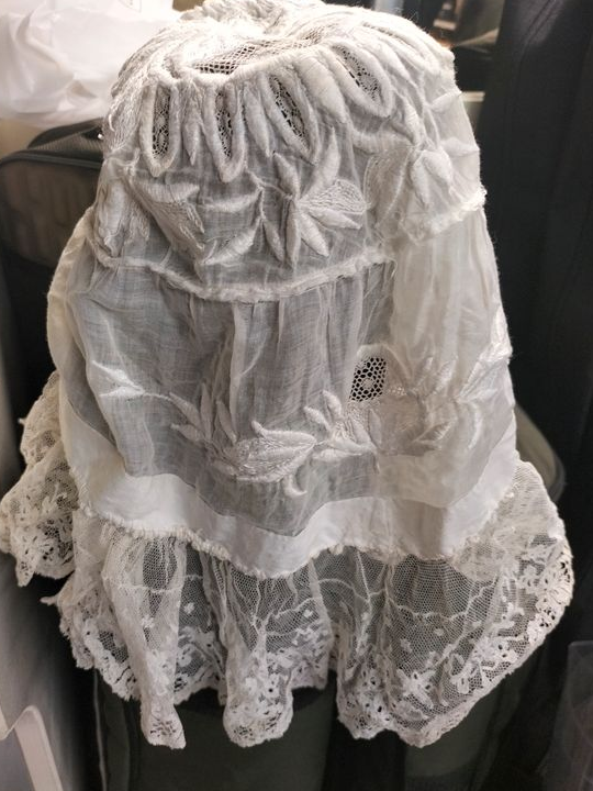 Coiffe dentelle chapeau beguin