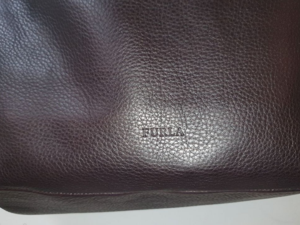 Magnifique sac hobo Furla cuir grainÃ© chocolat