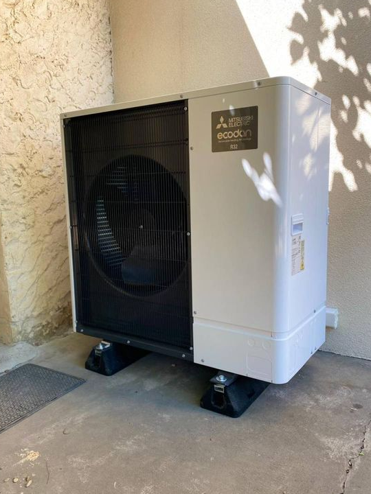 Pompe à chaleur 6 à 18 kW