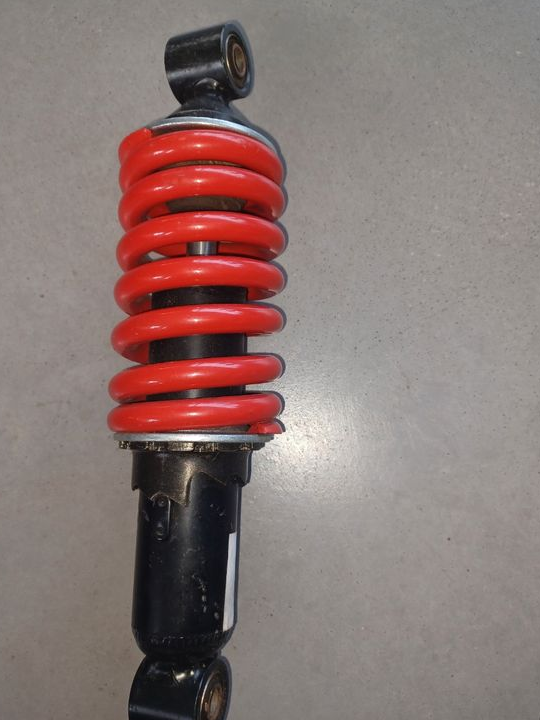 Amortisseur cenrale scooter