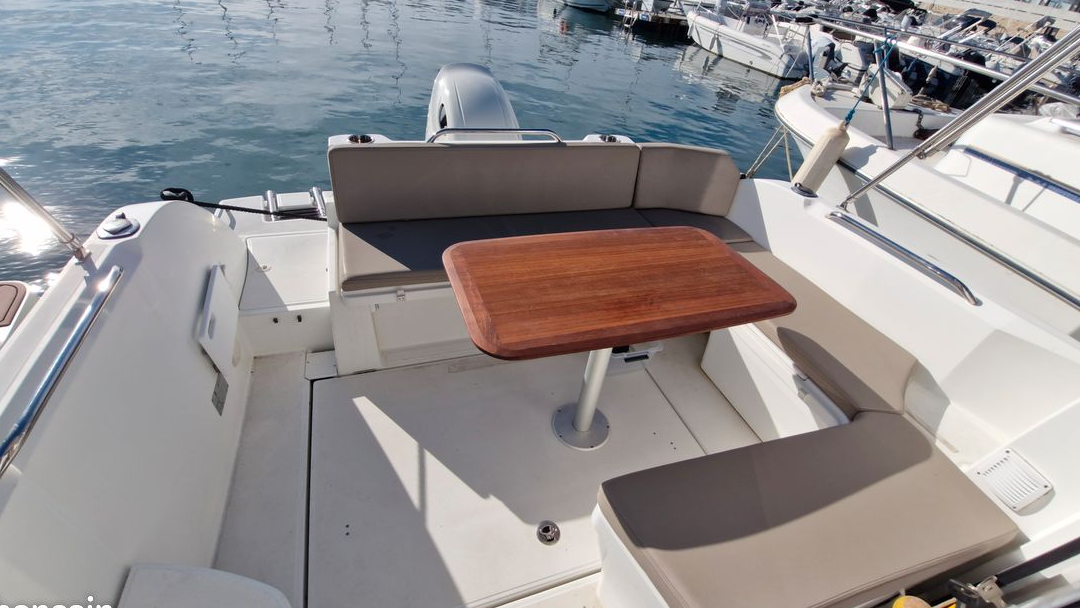 Beneteau antares 8 ob