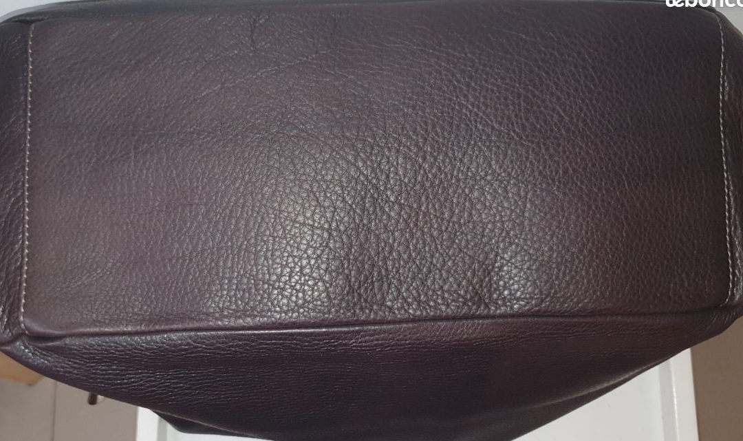Magnifique sac hobo Furla cuir grainÃ© chocolat