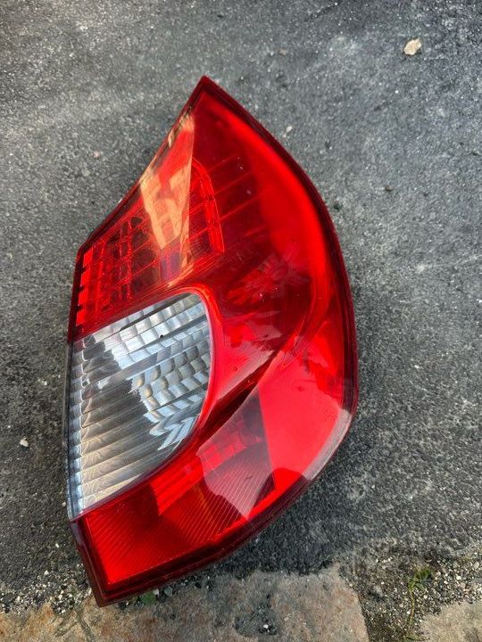 Feux arrières Renault Scenic droite