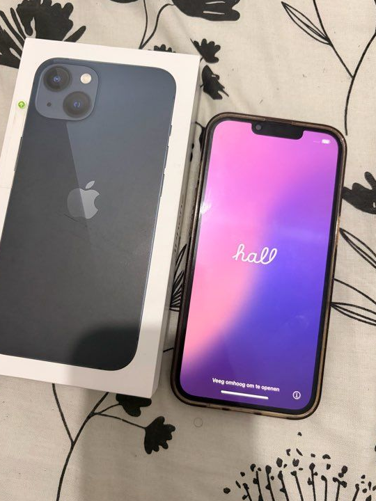 IPhone 13 - 128gb