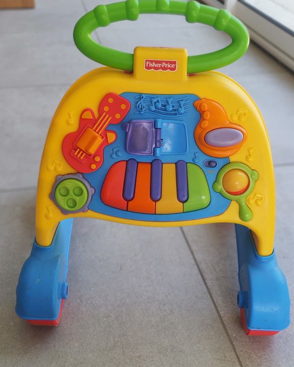 Youpala / trotteur voiture