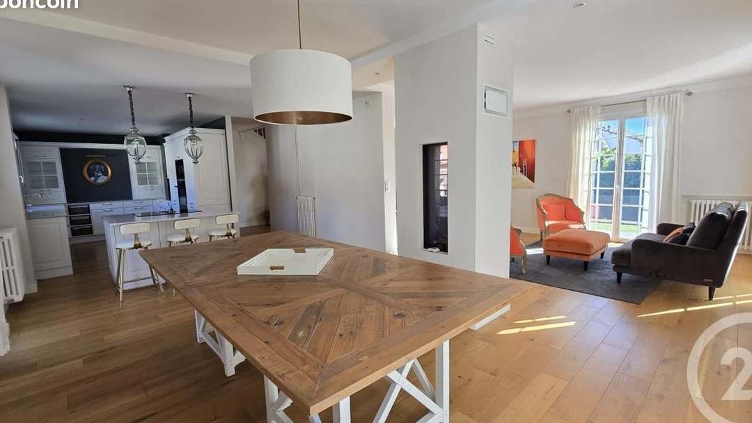 Maison 6 pièces 190 m²