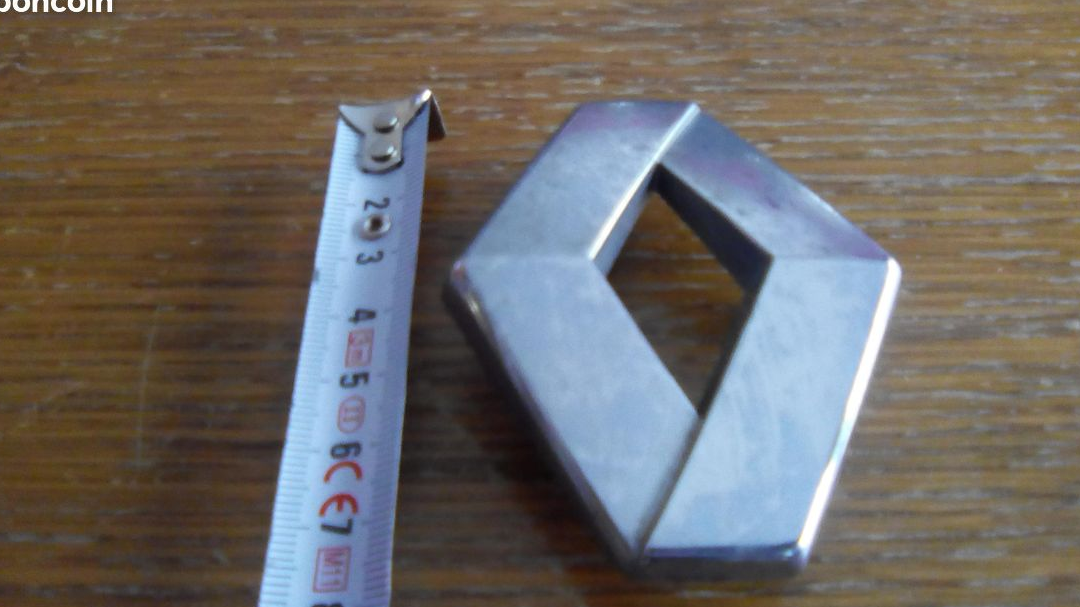 Sigle Renault emblème losange