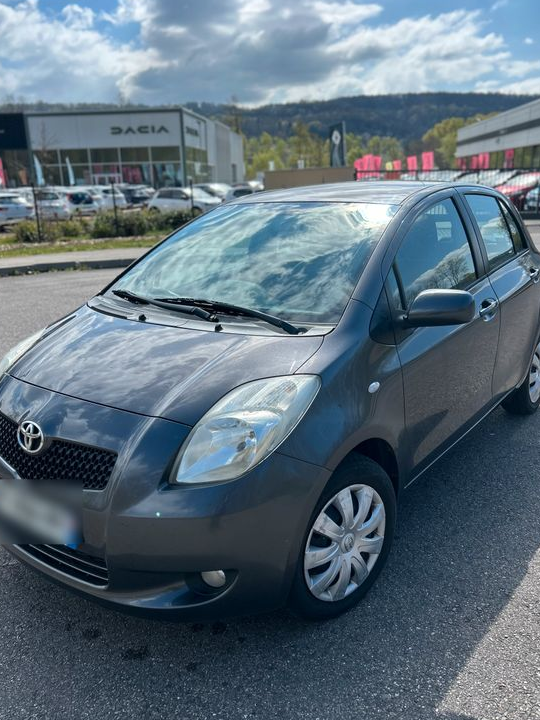 Toyota yaris ii 1.3 vvt-i 87 limited edition – 116.000km clim suivie entretien
