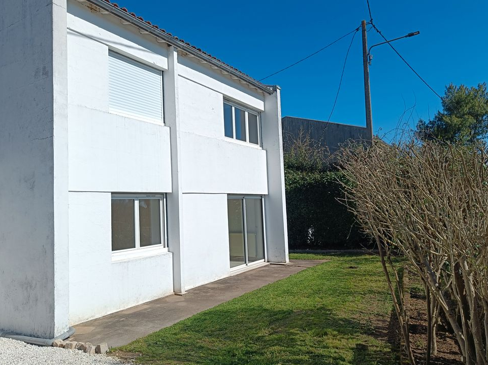 MAISON - 4 pièces - 95 m²