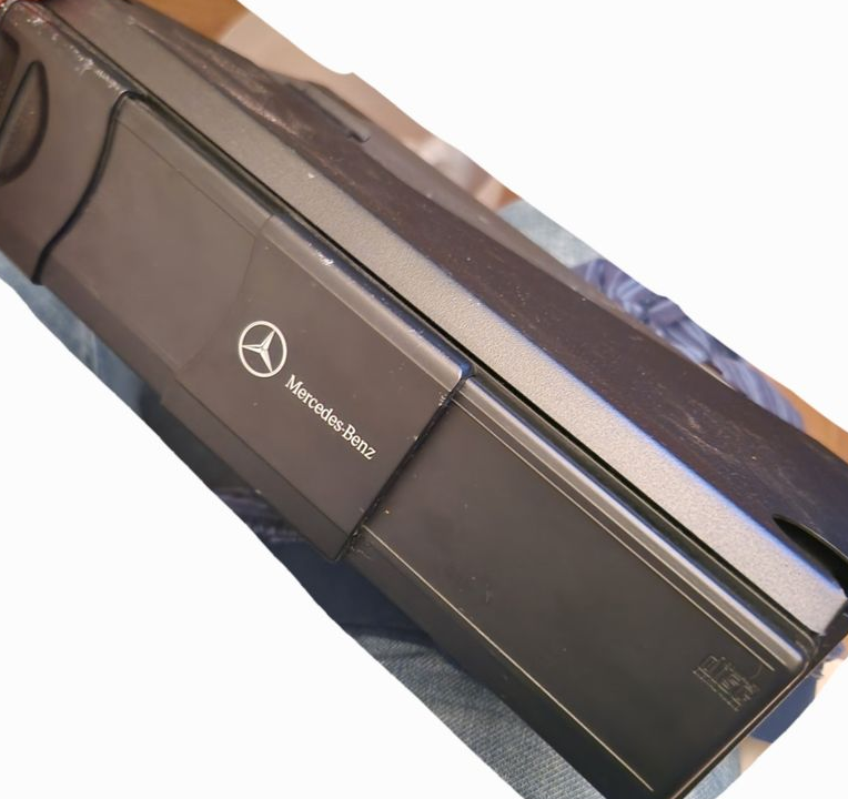 Lecteur CD Mercedes A2038209089