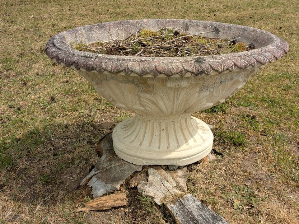 Jardinière sur pied